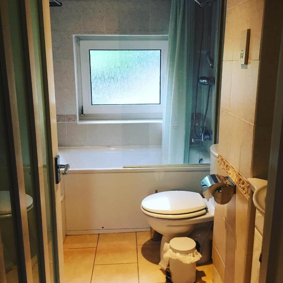 ווסט מאלינג Cricketers Cottage B&B מראה חיצוני תמונה