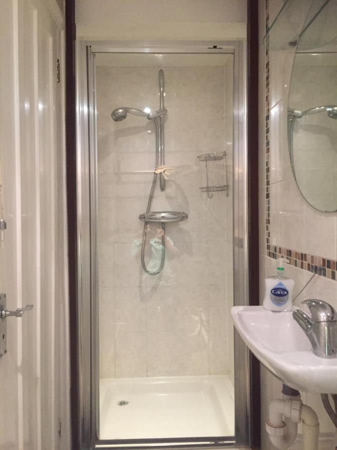 ווסט מאלינג Cricketers Cottage B&B מראה חיצוני תמונה