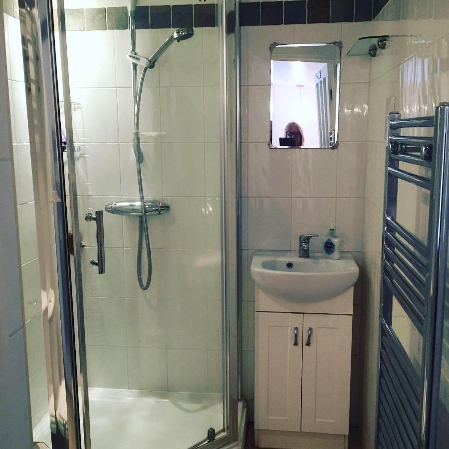 ווסט מאלינג Cricketers Cottage B&B מראה חיצוני תמונה